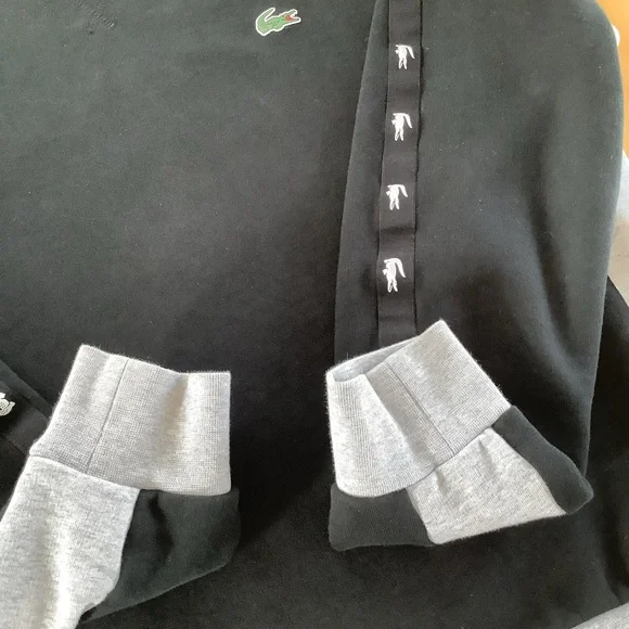 Lacoste Graphic Logo Tape Crewneck Sweatshirt - Picture 6 of 12